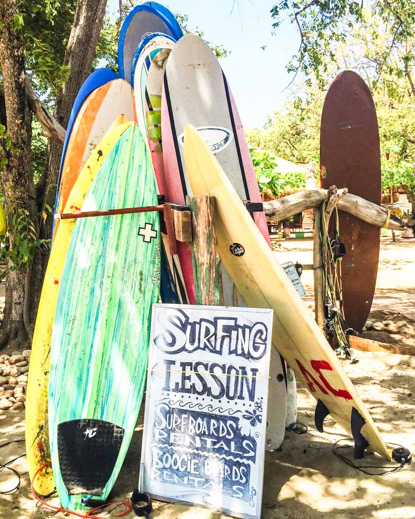 playa hermosa surfing