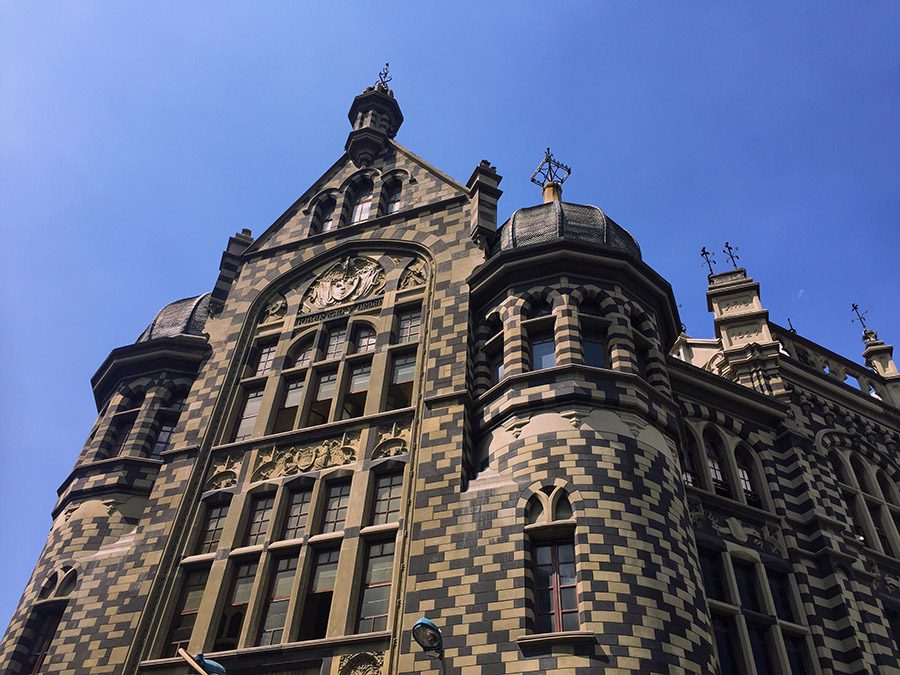 building in the centro medellin