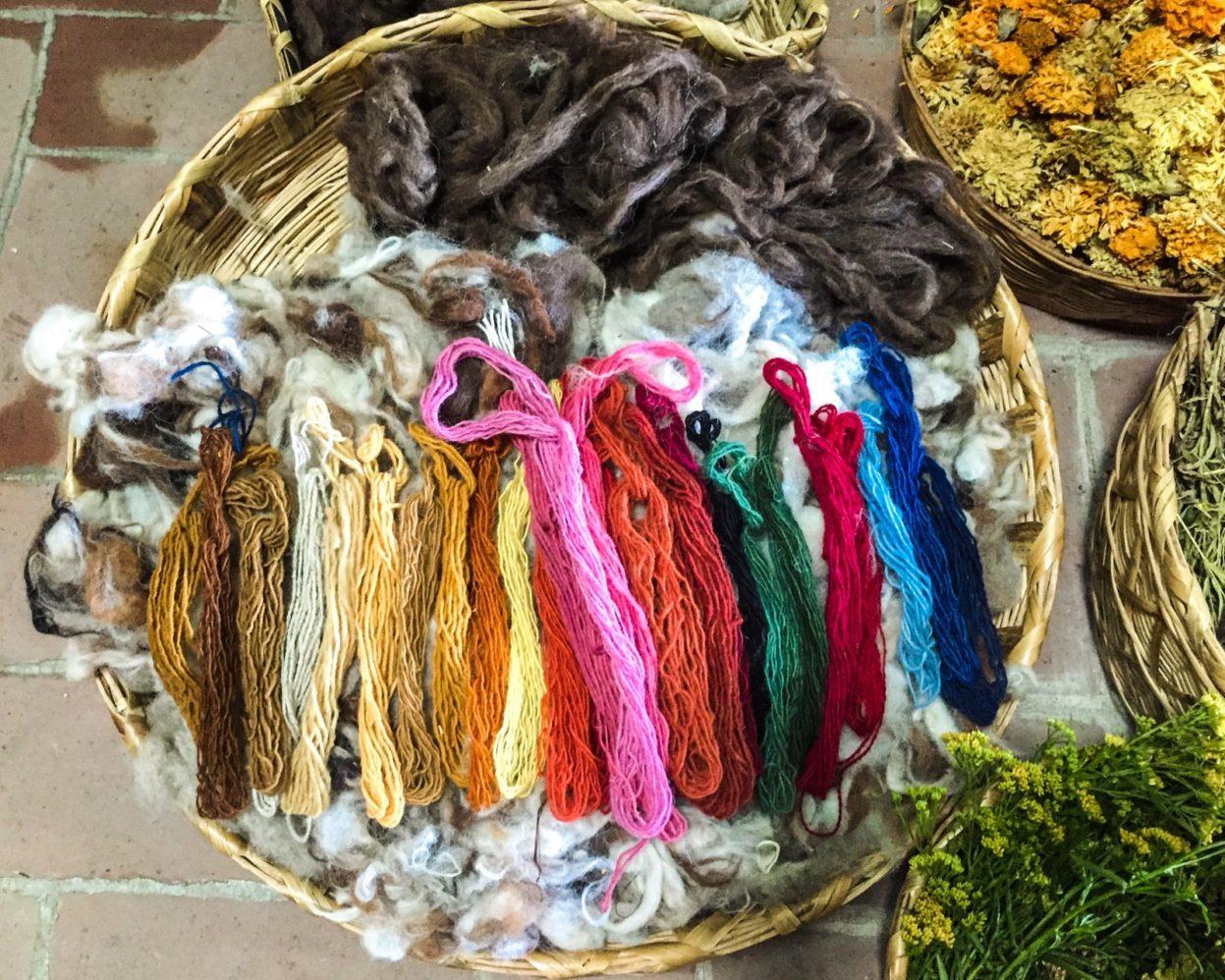 spinning wool oaxacanatural dyes teotitlan del valle