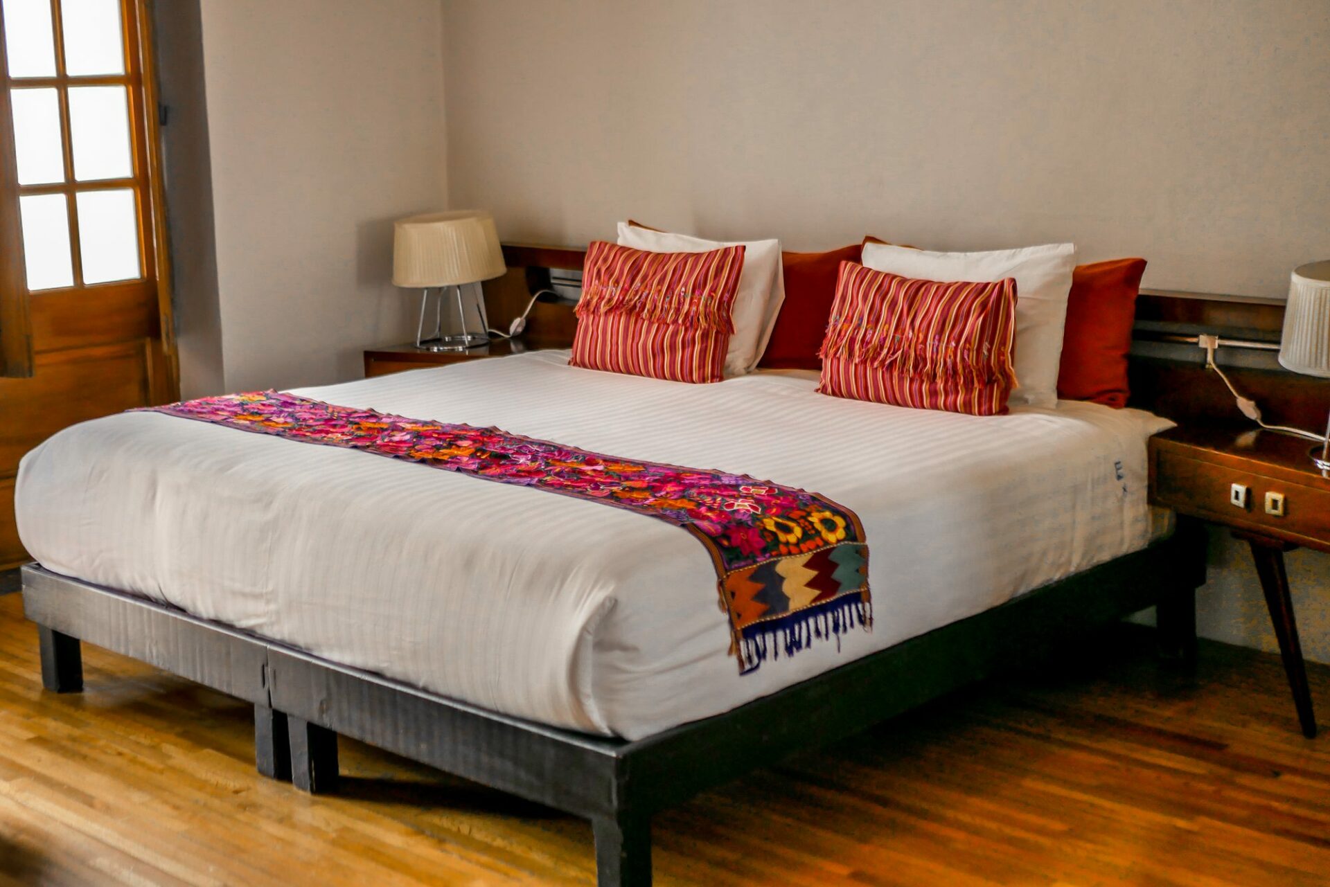 Chiapas suite bed historic hotel in Mexico City Chiapas suite bed historic hotel in Mexico City