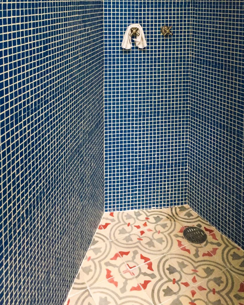 shower el patio 77 shower el patio 77