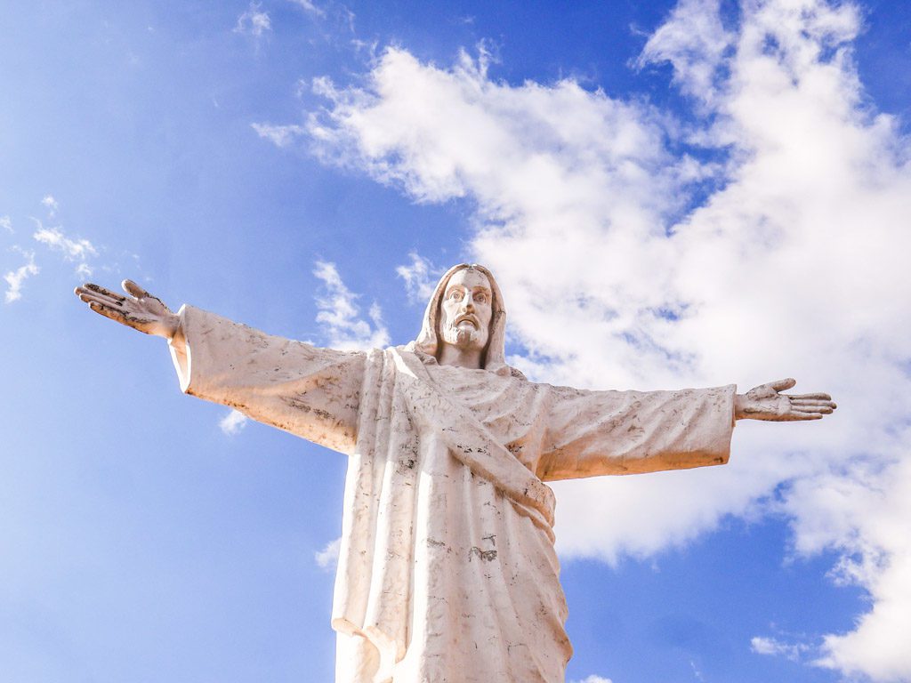 cristo blanco statue cusco