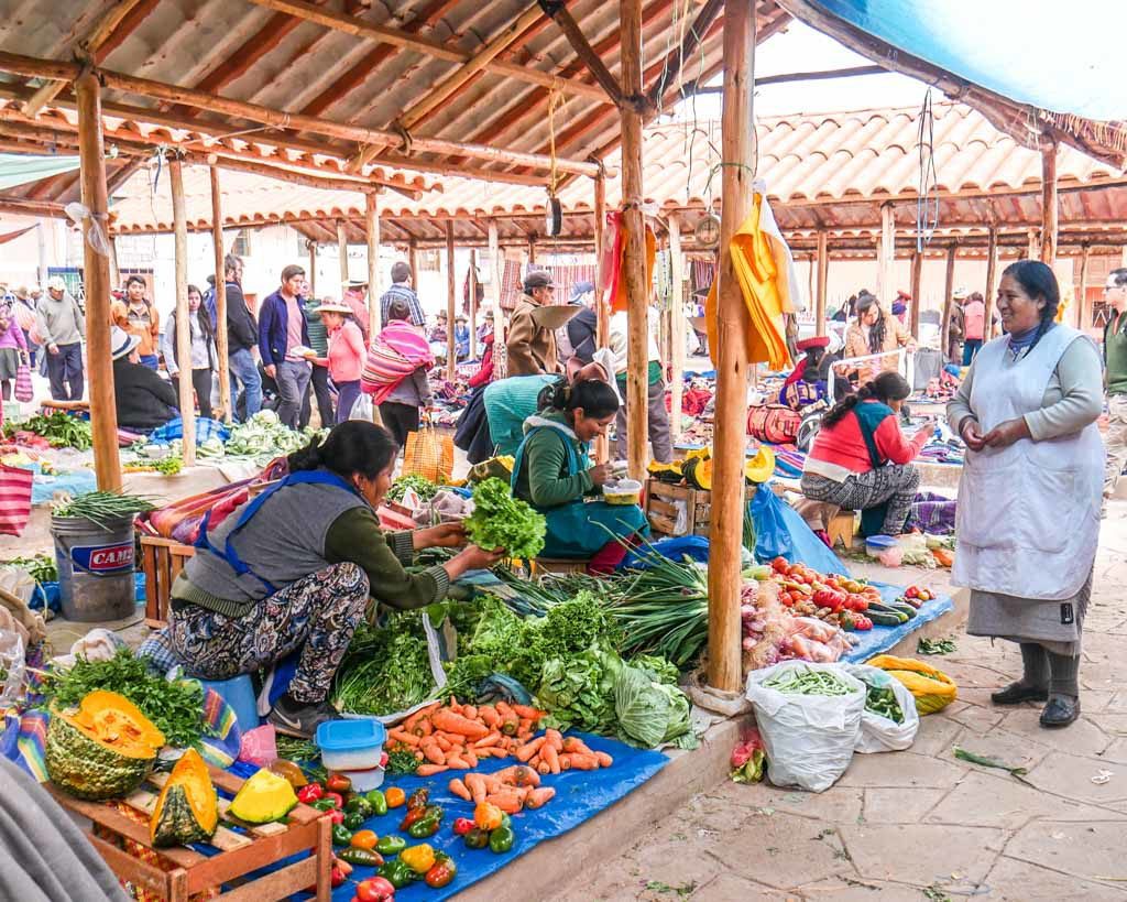 what to do in cusco chinchero market