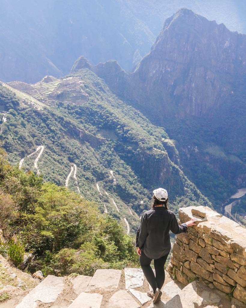 short inca trail hike to see machu picchu