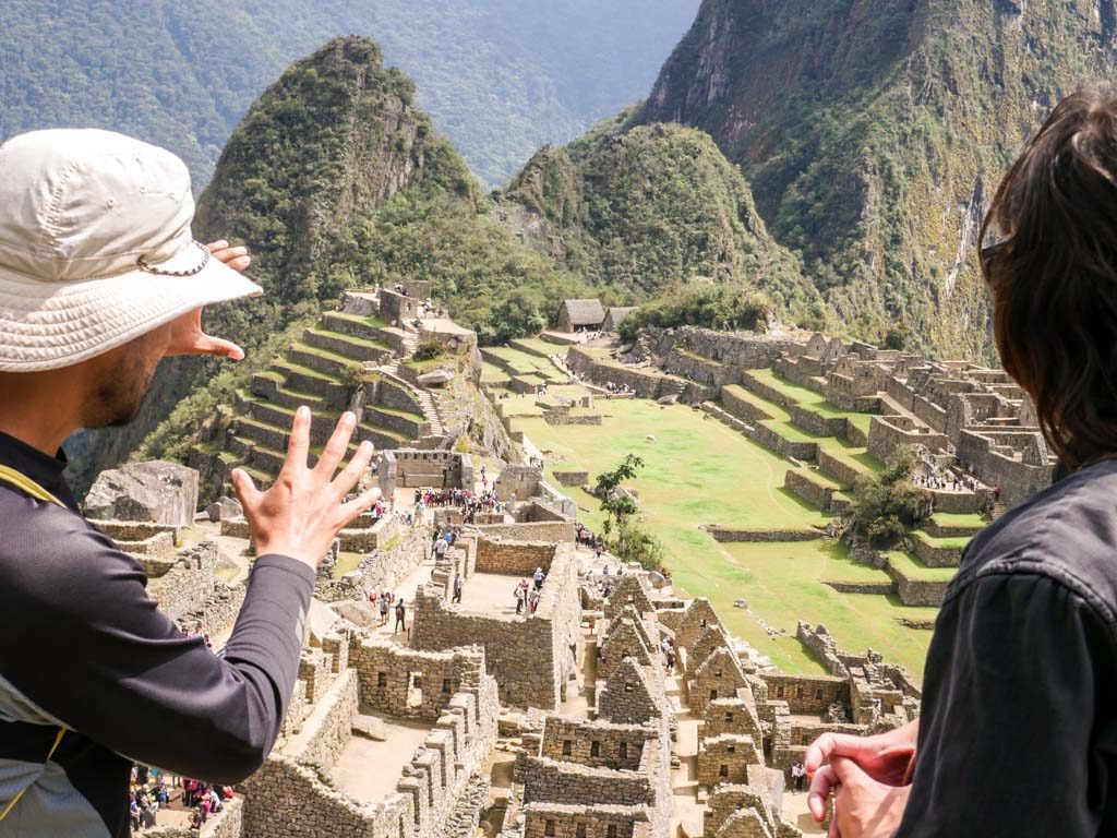 tour guide machu picchu