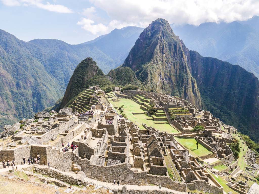 ruins at machu picchu tour