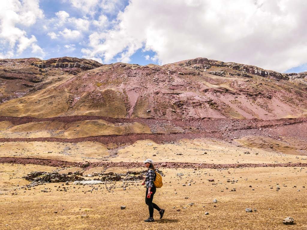 hiking the ausangate mountain range