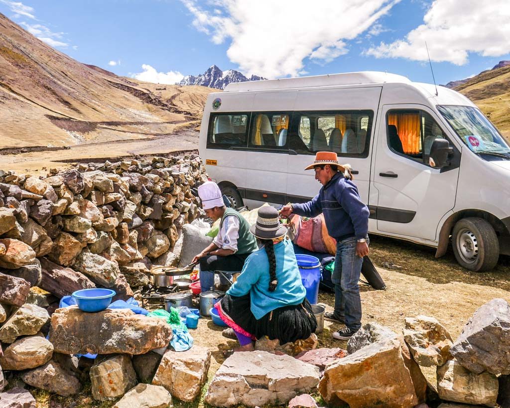 lunch ayni peru rainbow mountain tour