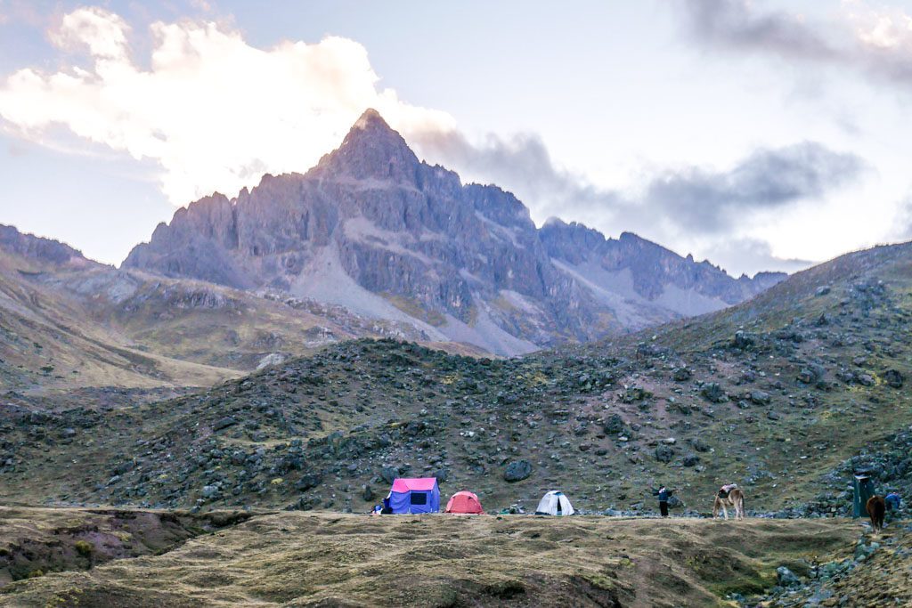 ayni peru campsite rainbow mountain trek