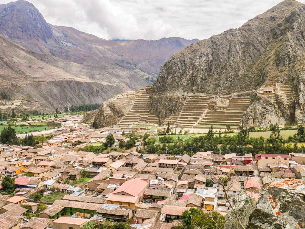 Pinkullyuna ruins ollantaytambo view