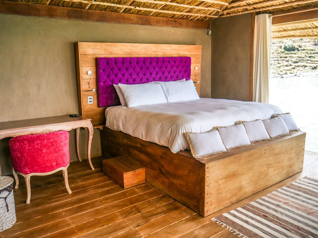 lake titicaca hotel bed