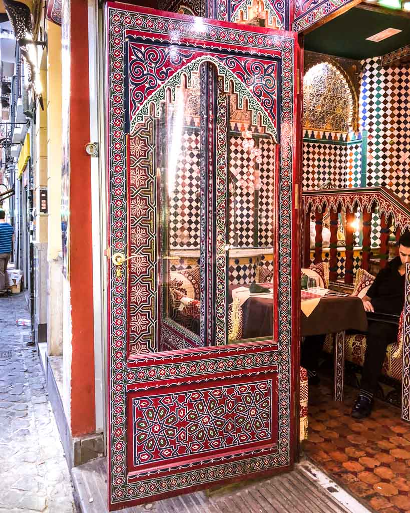 moorish influence in granada spain