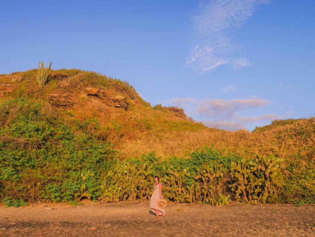 playa cometa punta cometa hike mazunte oaxaca