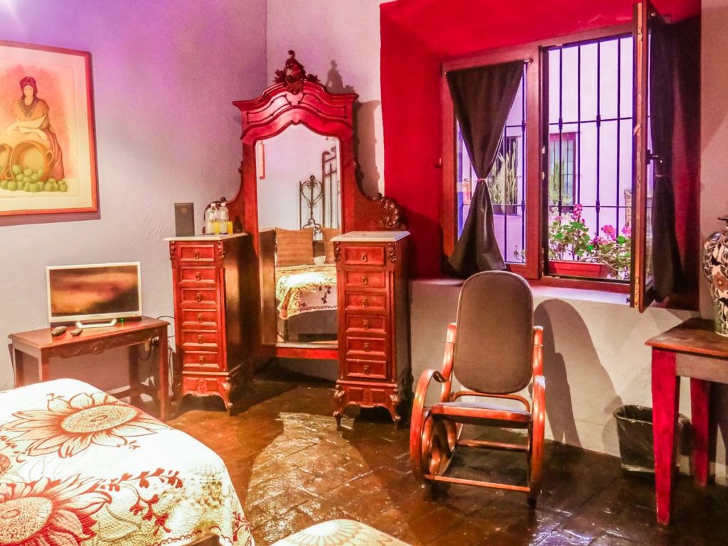 antique furniture in puebla hotel