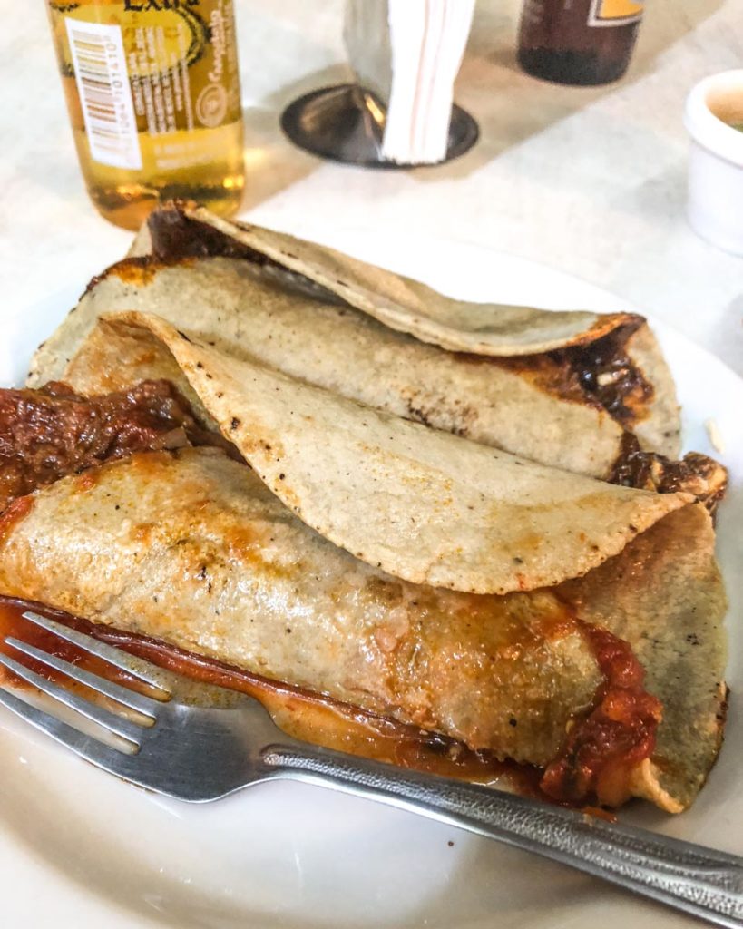 eat tacos in puebla travel guide