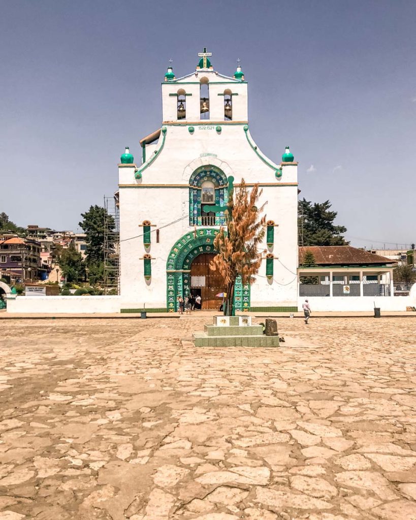 san juan chamula church things to do in san cristobal