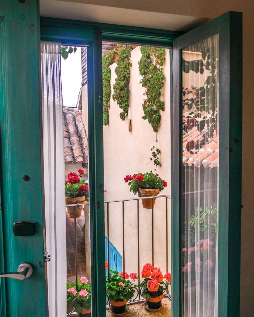 casa lum balcony san cristobal