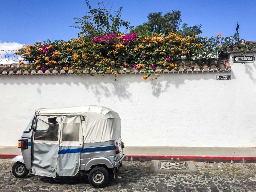 antigua travel tuk tuk