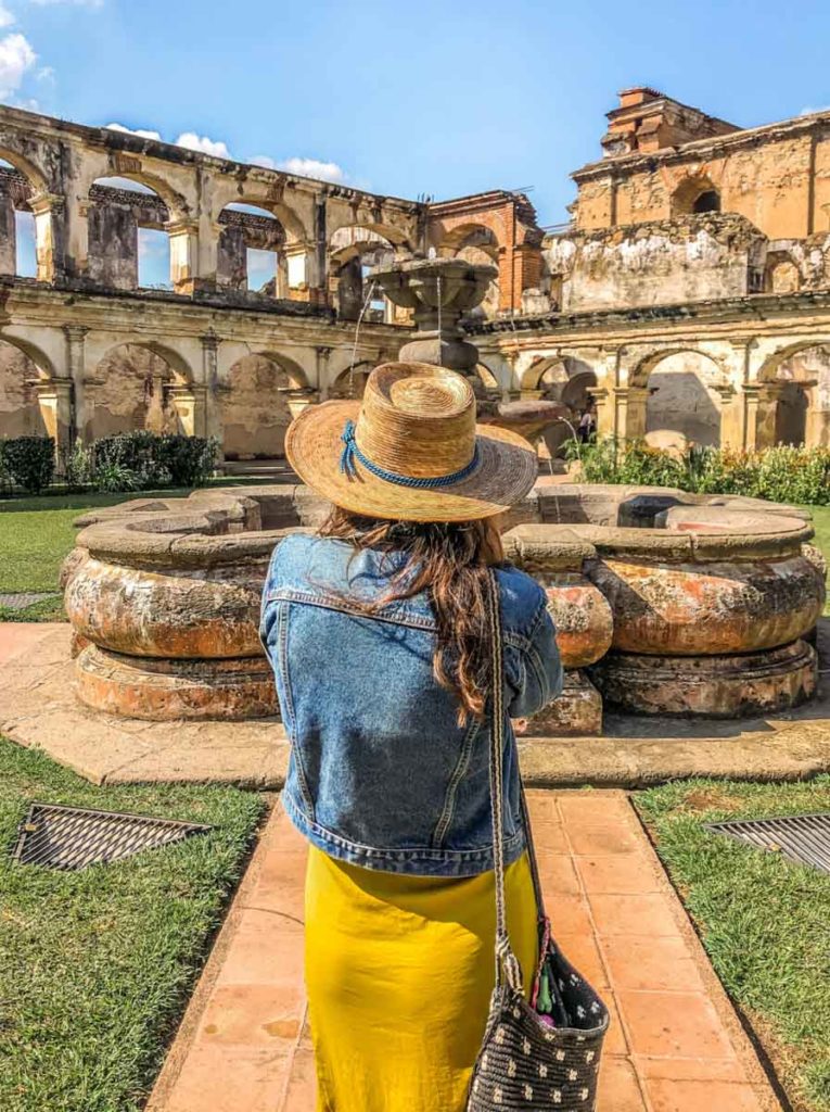 guatemala trip visiting ruins in antigua