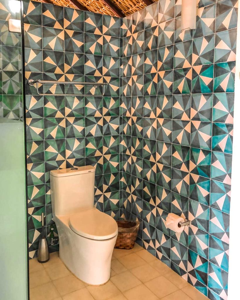 bathroom in airbnb playa estacahuite oaxaca