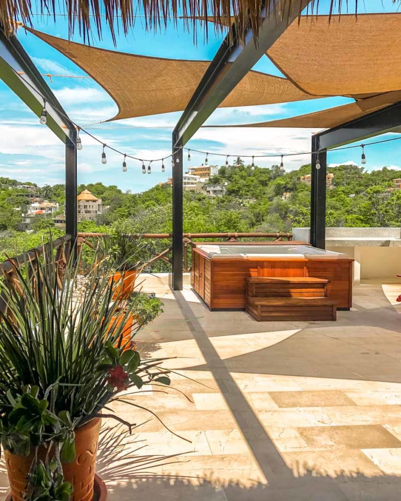 jacuzzi and roof terrace at oaxaca beach rental