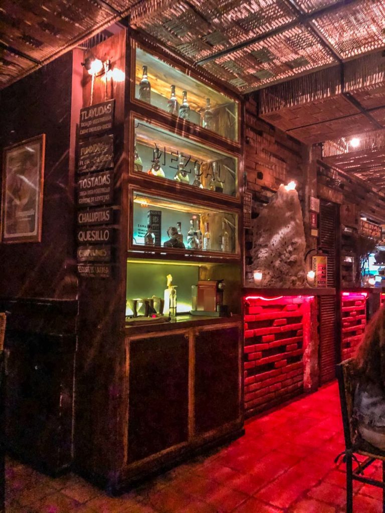 la lavanderia mezcal bar in mexico city