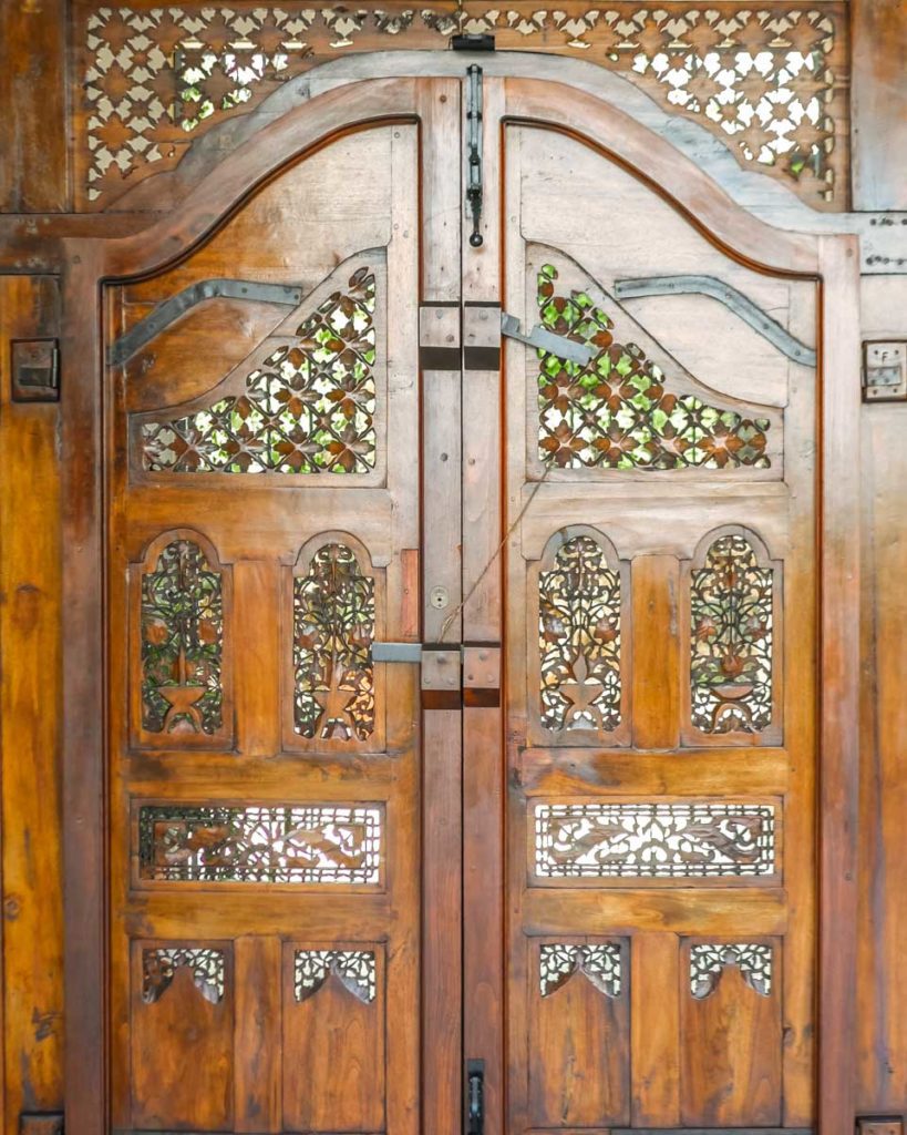 ornate entry door at bianni beauu in playa estacahuite oaxaca