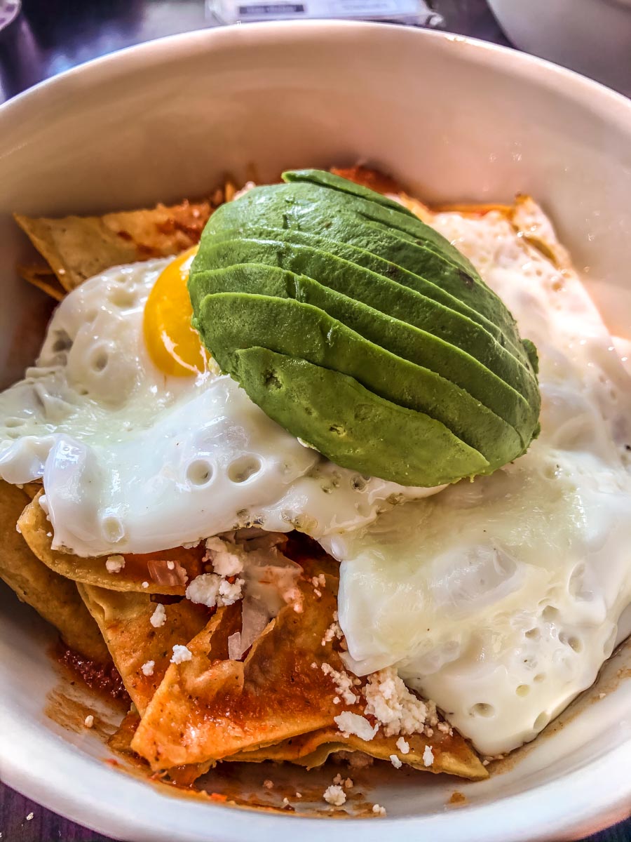 where to eat in mexico city chilaquiles at la chilpa