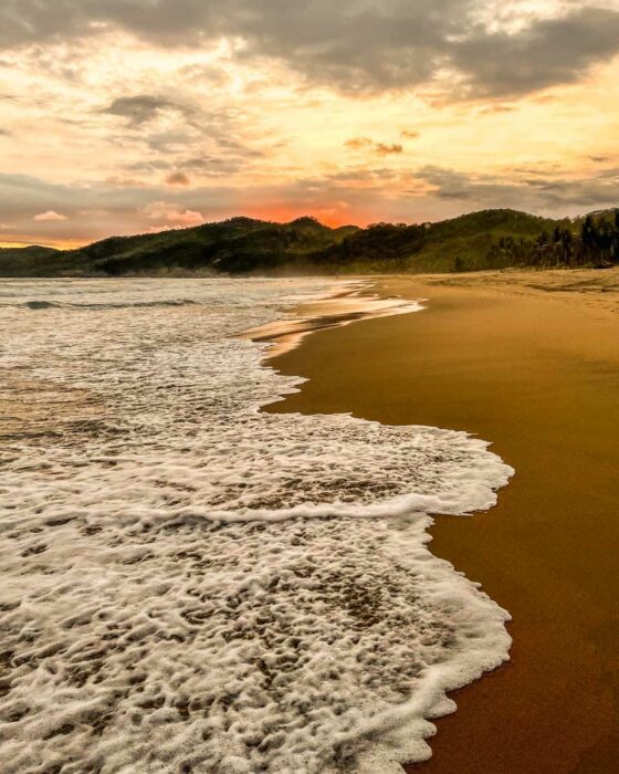 sunset at playa larga zihuatanejo