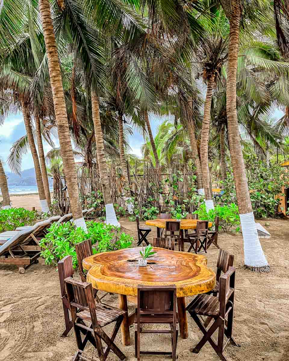 zihuatanejo mexico beach hotel puerta paraiso restaurant area